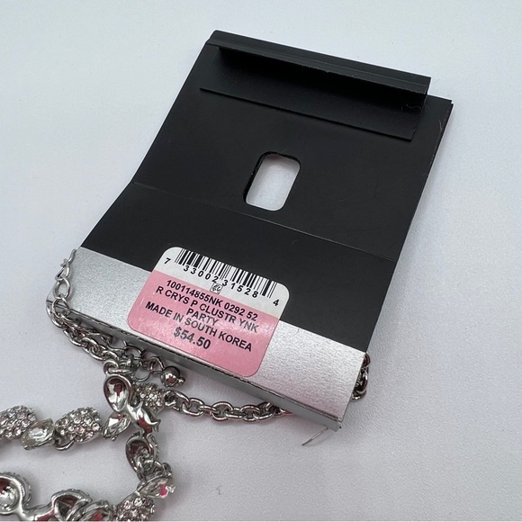 INC Crystal Teardrop Lariat Necklace in Silver-Tone NWT MSRP $55 - Picture 7 of 7